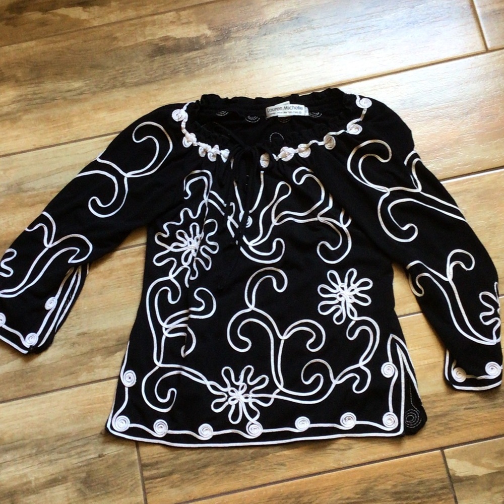 Lauren Michelle Embroidered Women’s Peasant Top
